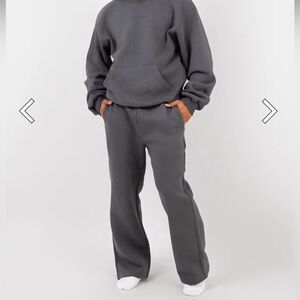 NWT Comfrt Gray Sweatpants